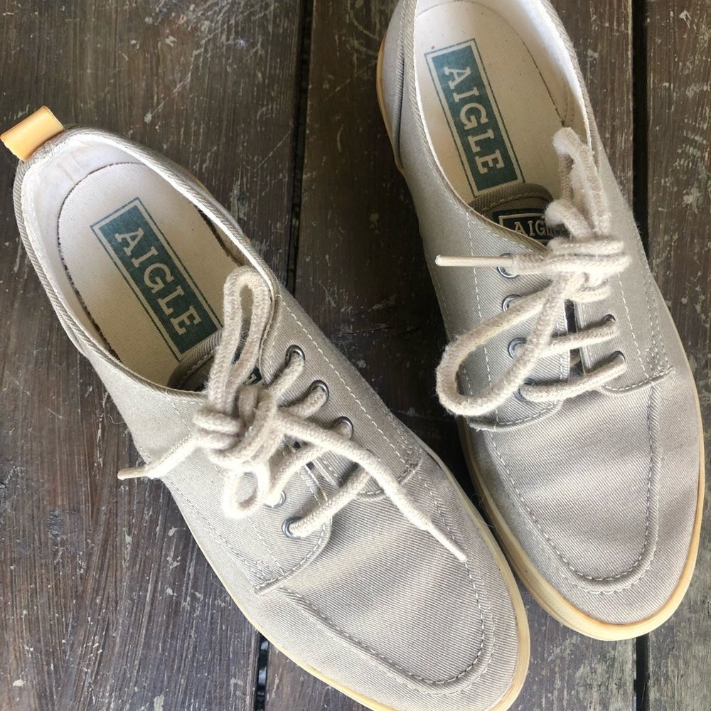 2/$25 🍣 AIGLE Lace-Ups Shoes in Olive, Size 5
